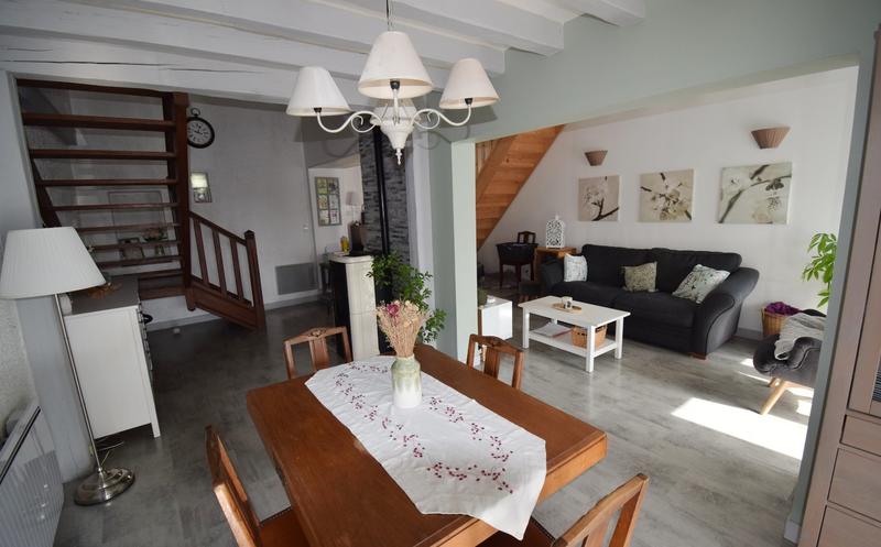 Maison - 105 m² - 4 pièces