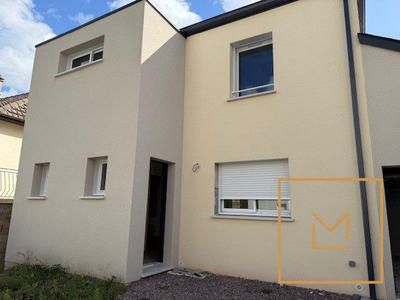Maison - 103 m² - 5 pièces