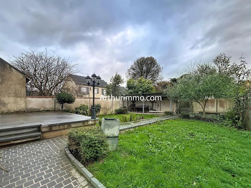 Maison - 117 m² - 6 pièces