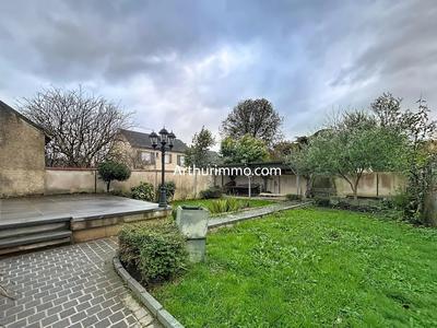 Maison - 117 m² - 6 pièces