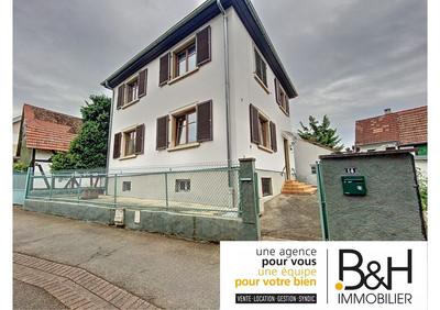 Maison traditionnelle - 106 m² - 5 pièces