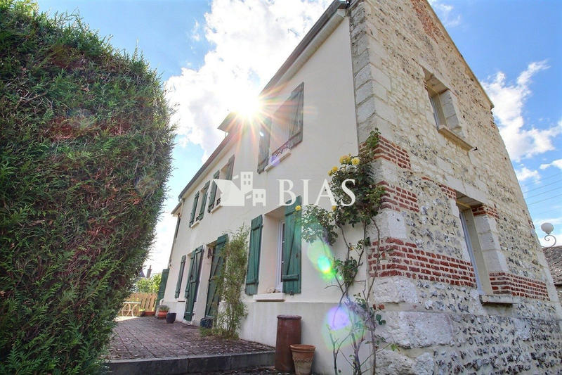 Maison - 131 m² - 6 pièces