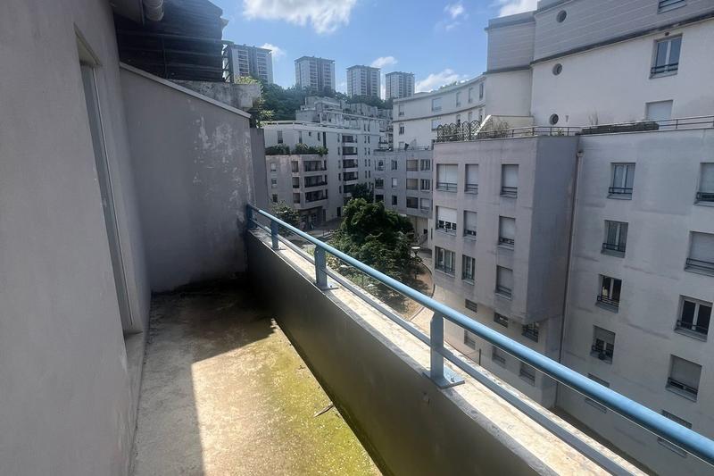 Appartement - 96 m² - 4 pièces