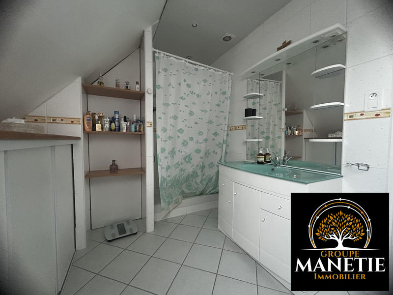 Maison - 192 m² - 6 pièces