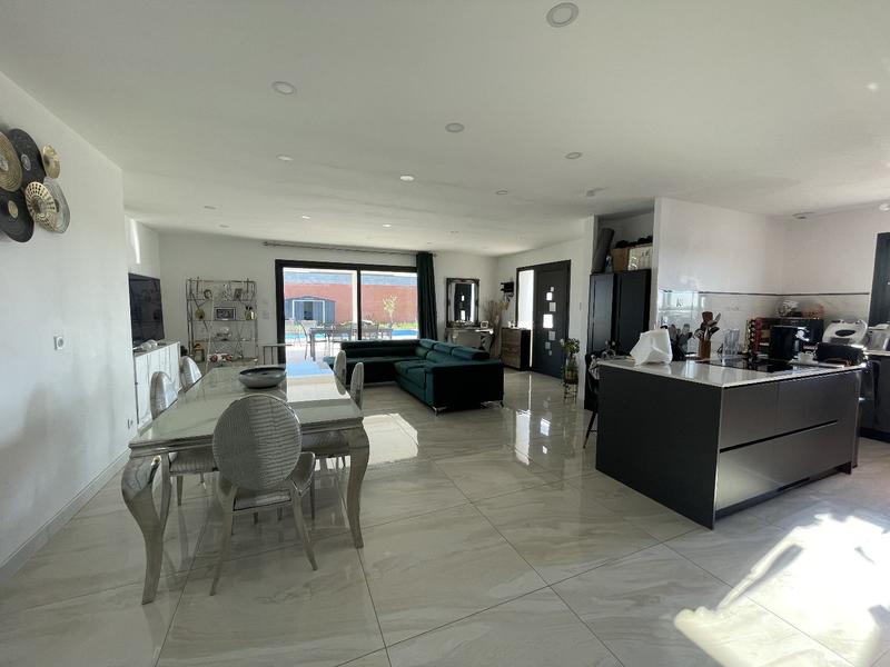 Maison contemporaine - 120 m² - 4 pièces