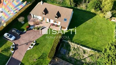 Maison - 160 m² - 9 pièces