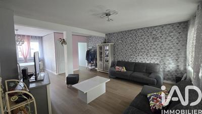 Maison - 110 m² - 4 pièces