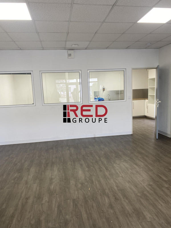 Local d'activités - 90 m²