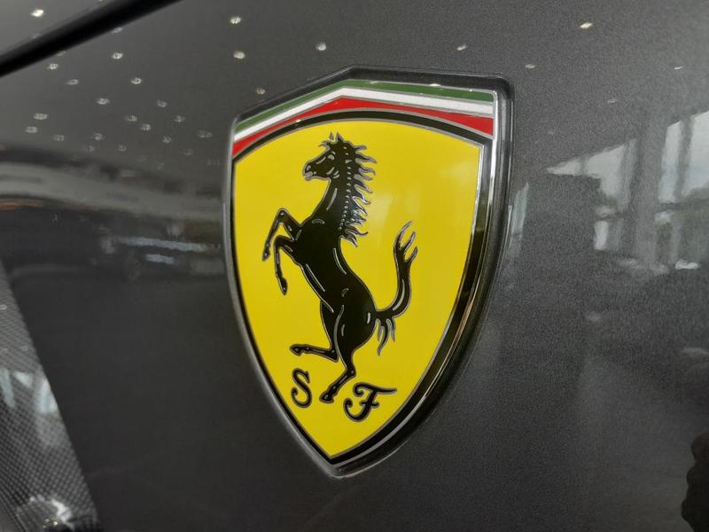 Ferrari Purosangue 6.5 V12 725 ch