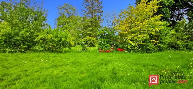 Maison - 216 m² - 7 pièces