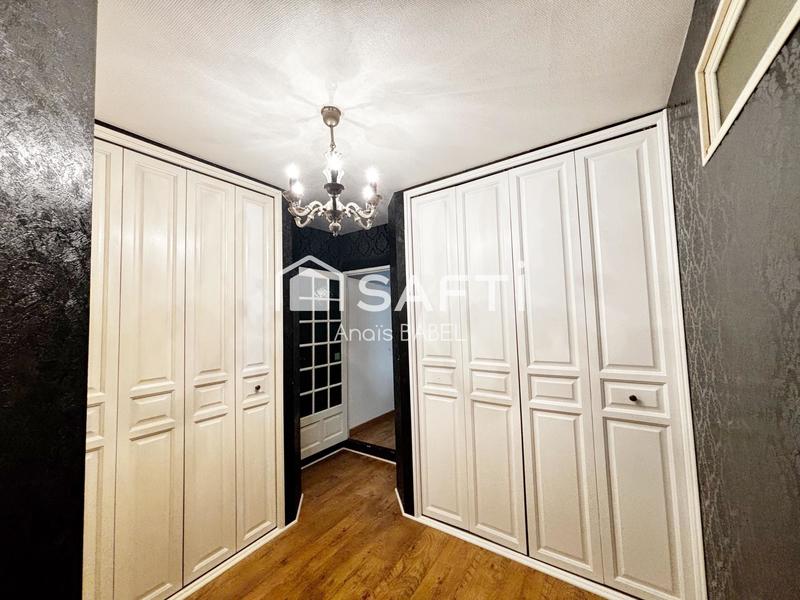 Maison - 191 m² - 8 pièces