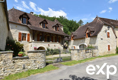 Maison traditionnelle - 201 m²