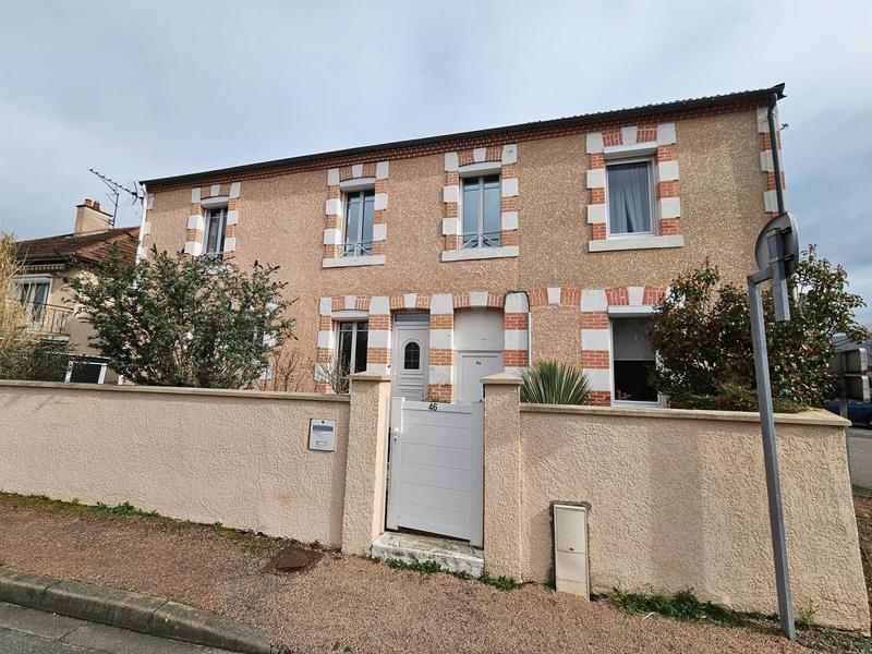 Maison - 206 m² - 9 pièces