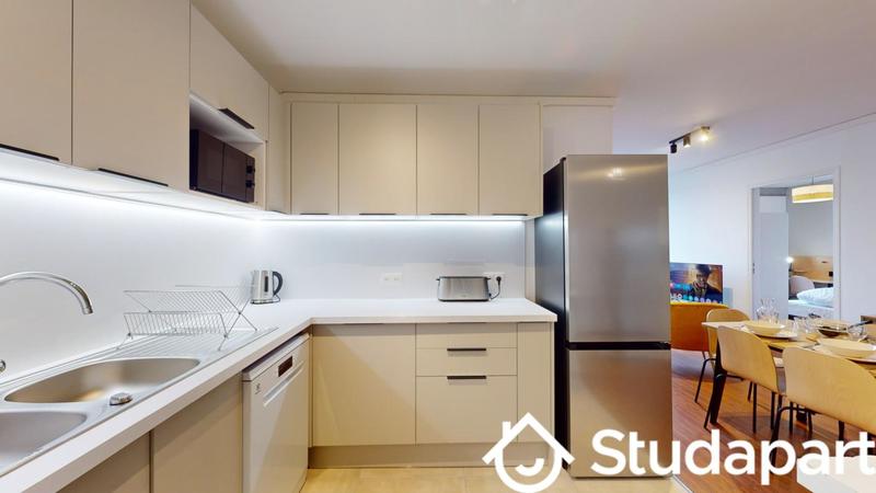 Chambre - 9 m² - 1 pièce