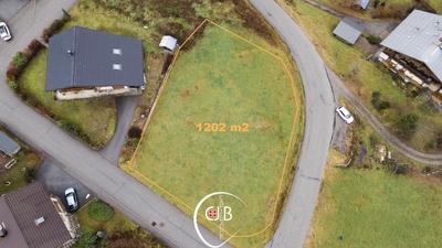 Terrain constructible - 1 202 m²
