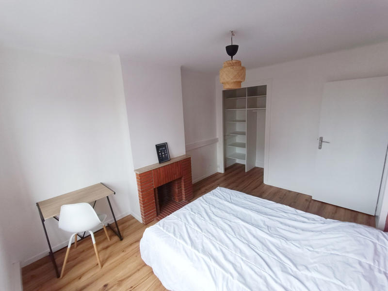 Appartement - 95 m² - 5 pièces