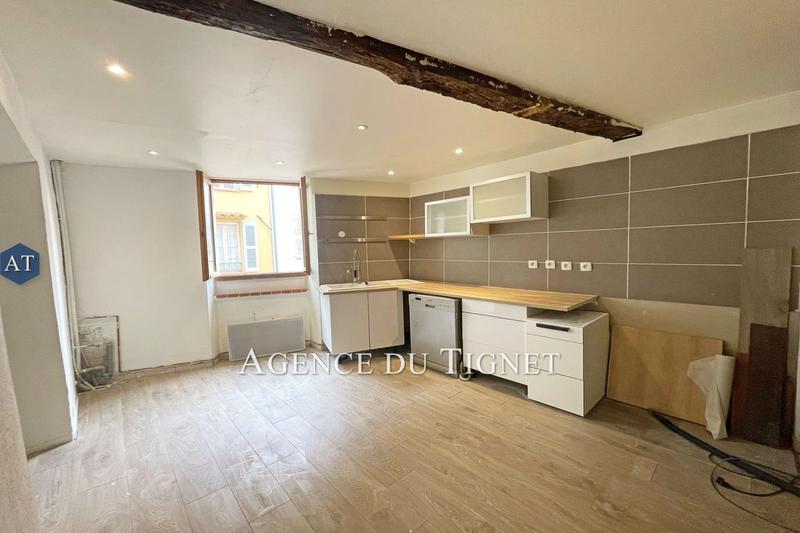 Appartement - 75 m² - 4 pièces