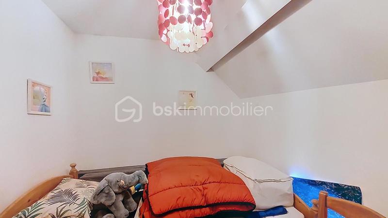 Maison en pierre - 110 m² - 5 pièces