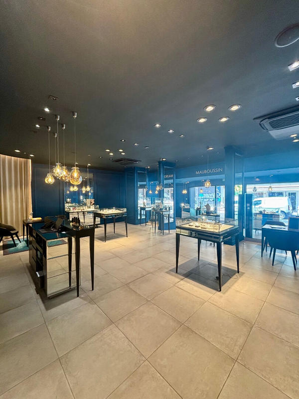 Divers - 190 m² - 3 pièces