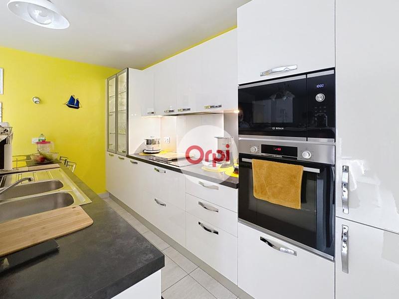 Appartement - 80 m² - 4 pièces