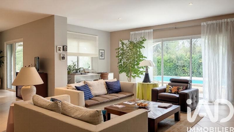 Maison de maîtres - 203 m² - 6 pièces