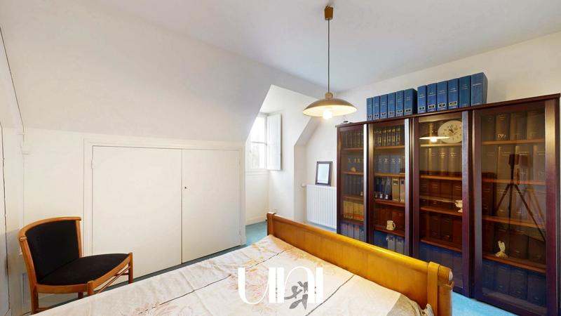 Maison - 190 m² - 7 pièces