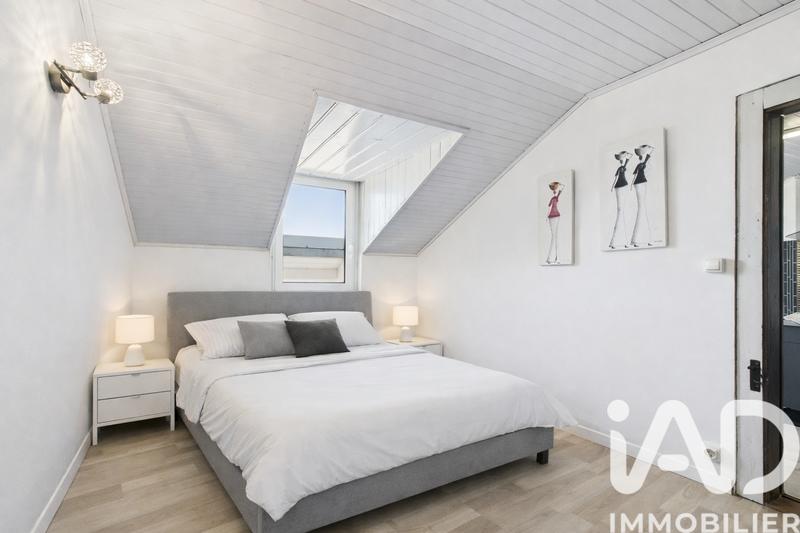 Maison - 166 m² - 7 pièces
