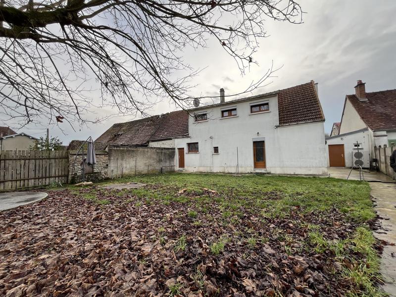 Maison de village - 130 m² - 5 pièces