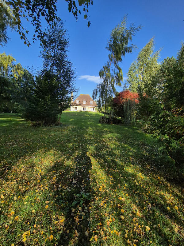 Maison - 180 m² - 8 pièces