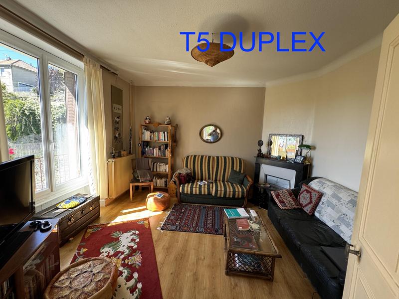 Immeuble - 167 m² - 11 pièces