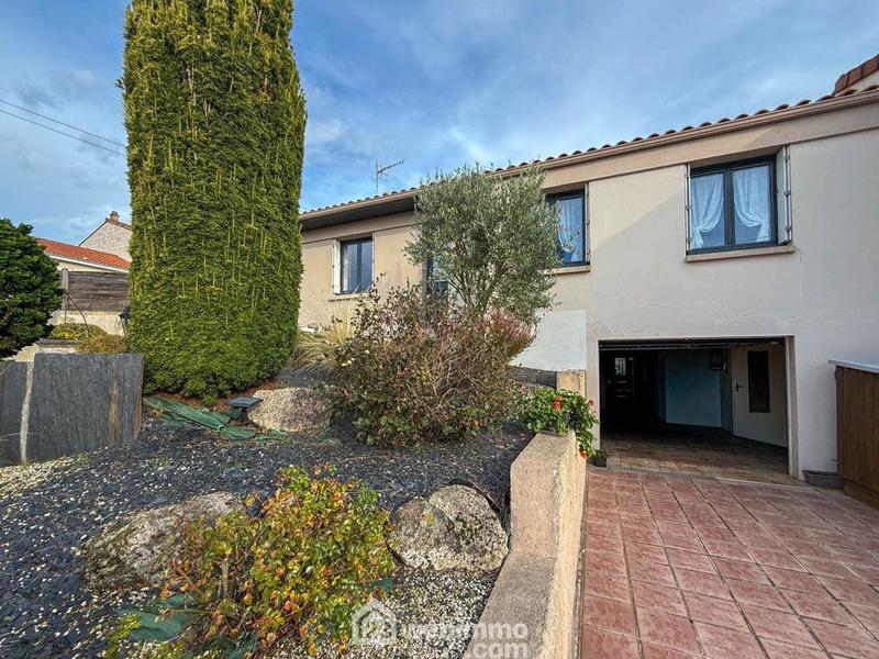 Maison - 84 m² - 5 pièces