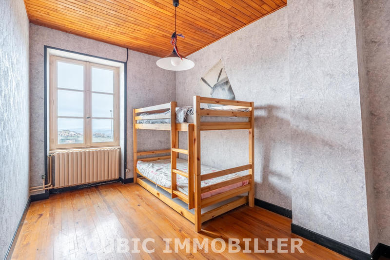 Maison - 150 m² - 4 pièces