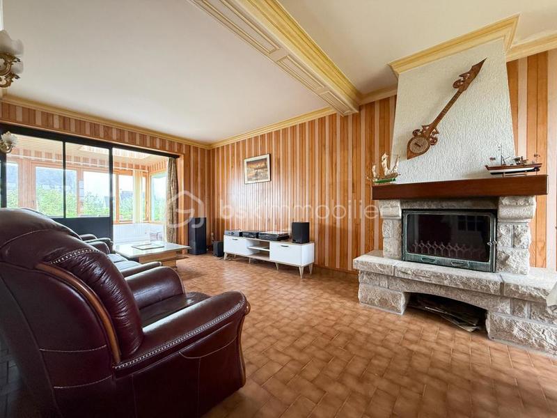 Maison - 143 m² - 6 pièces