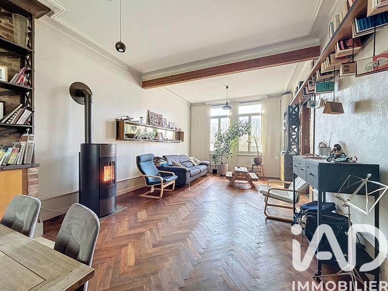 Maison - 260 m² - 10 pièces