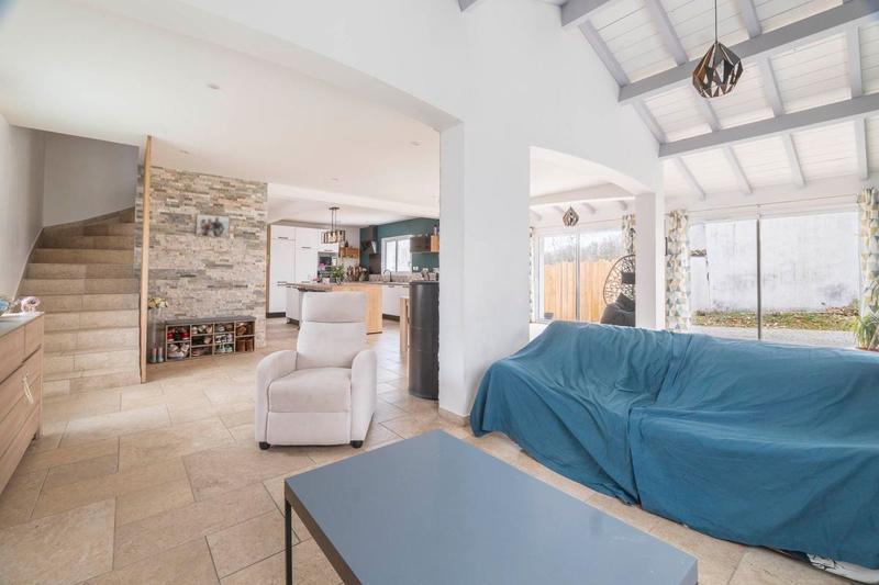 Maison - 153 m² - 6 pièces