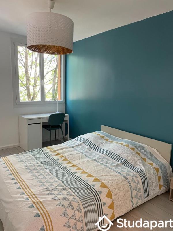 Chambre - 11 m² - 1 pièce