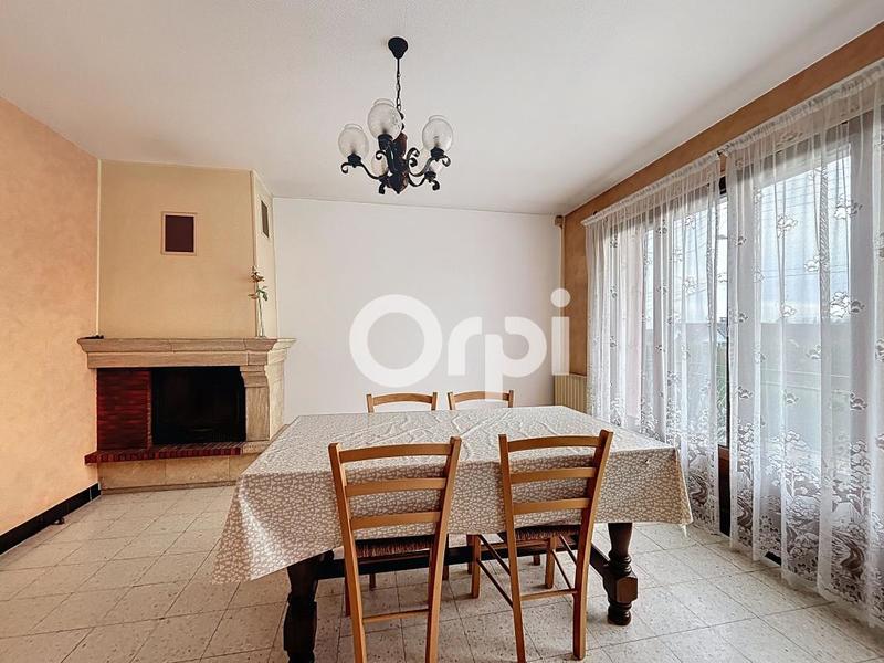 Maison - 102 m² - 5 pièces