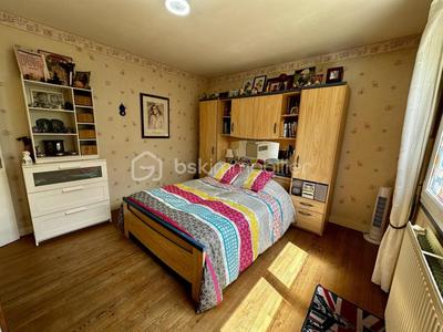 Maison traditionnelle - 115 m² - 7 pièces