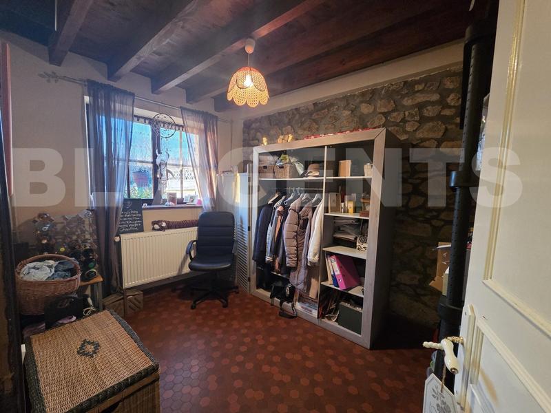 Maison - 104 m² - 5 pièces