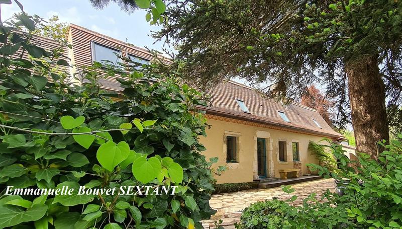 Maison - 217 m² - 7 pièces