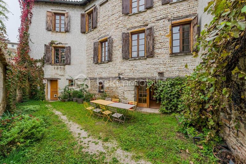 Maison chambre d'hôtes - 300 m² - 13 pièces