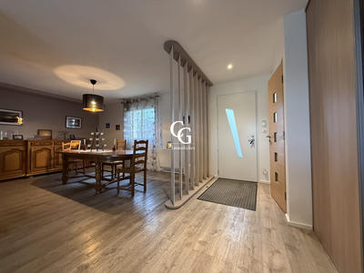 Maison - 144 m² - 5 pièces