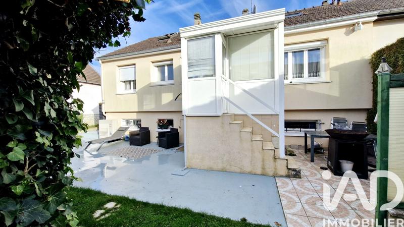 Maison - 114 m² - 6 pièces