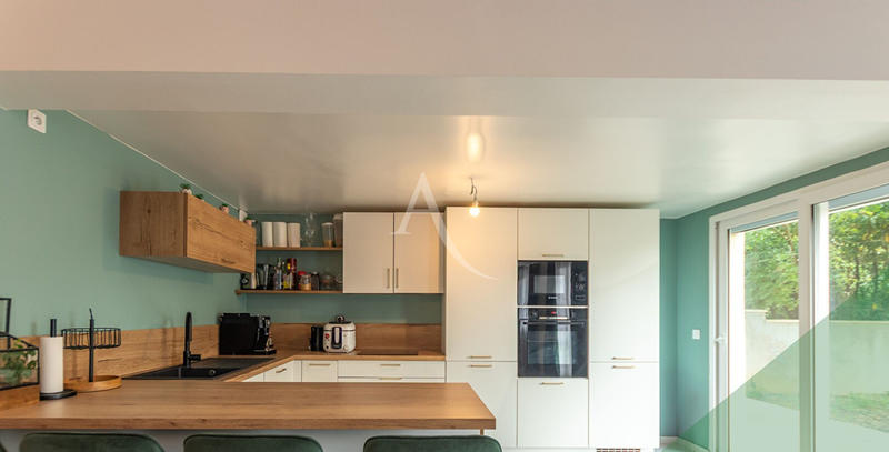 Maison - 104 m² - 6 pièces