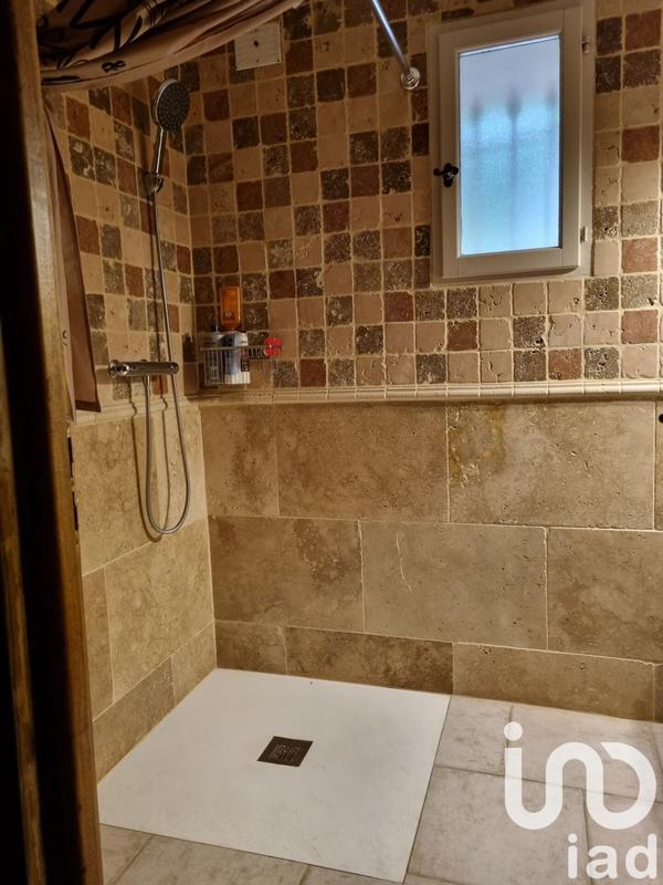 Maison - 237 m² - 7 pièces