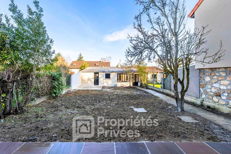 Maison - 89 m² - 6 pièces