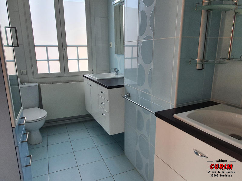 Maison - 195 m² - 5 pièces