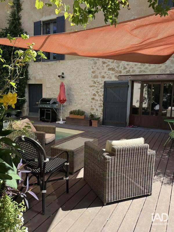 Maison - 224 m² - 8 pièces