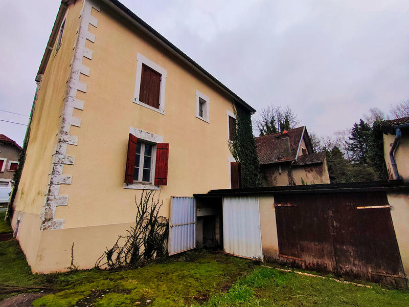 Maison - 125 m² - 10 pièces