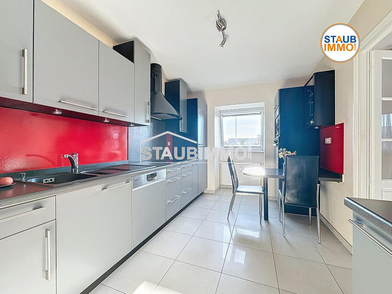 Appartement - 90 m² - 4 pièces